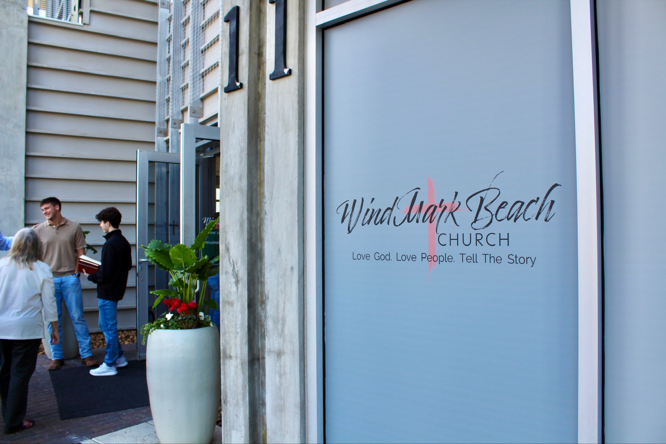 IMG_9334 Windmark beach new sanctuary AV system with custom lighting and LED Video wall