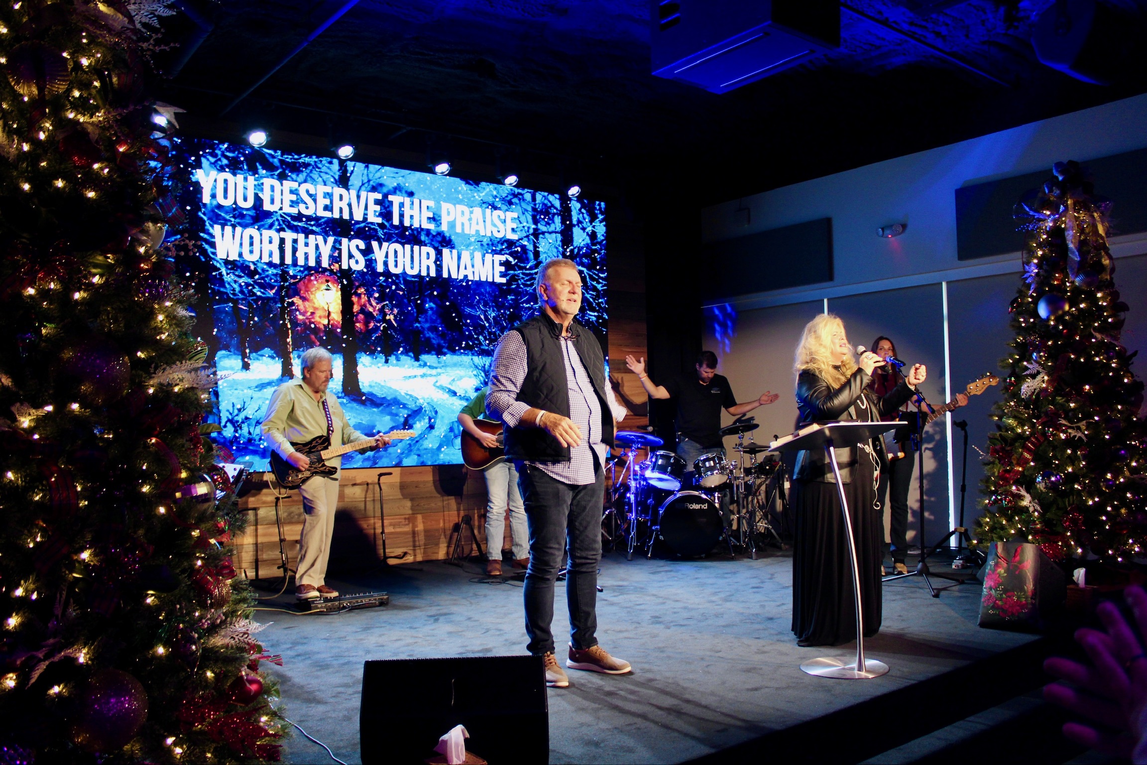 IMG_9483 Windmark beach church service in new building with new LED video wall and band