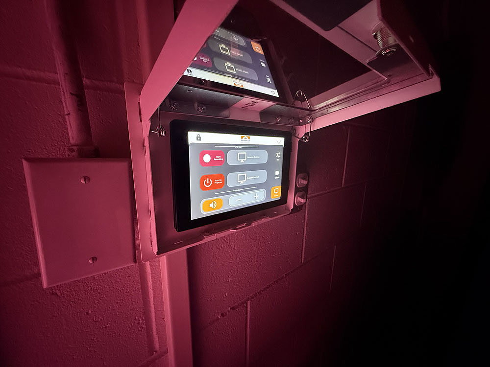 control-panel Elmore Theatre - Savannah State University - new AV system and lighting - control panel